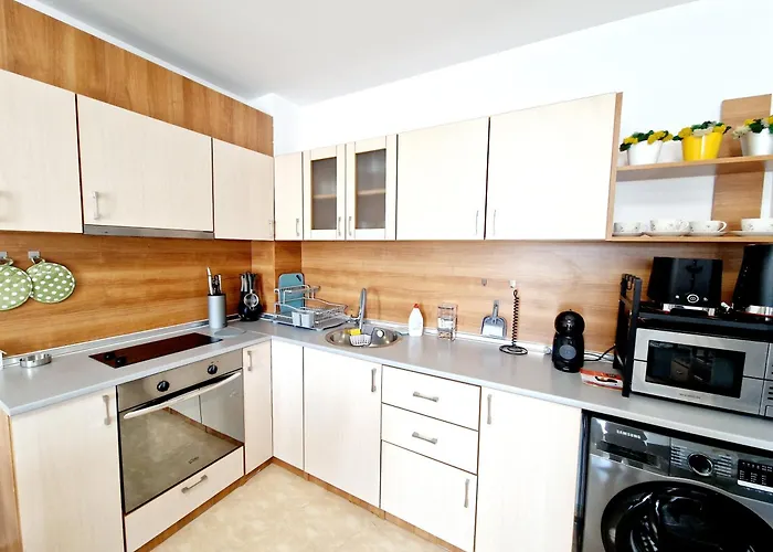 Διαμέρισμα Lazur 2 *